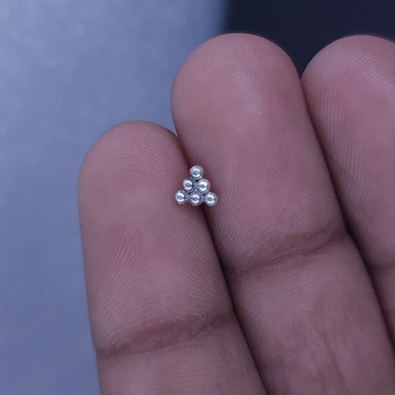Silver Triangle Shape Nosepin